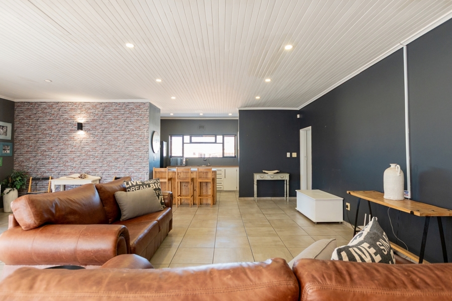 4 Bedroom Property for Sale in Laaiplek Western Cape